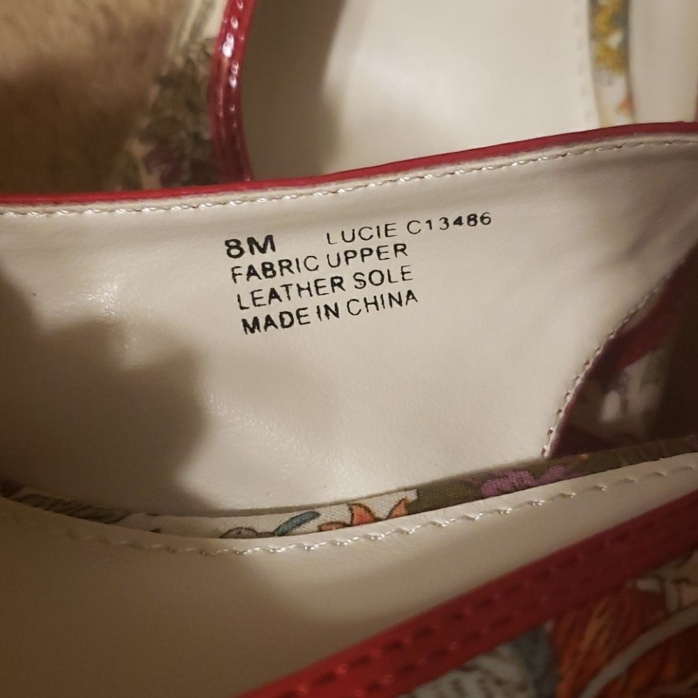 MIA Slingback Heels. Size 8 - Picture 4 of 7